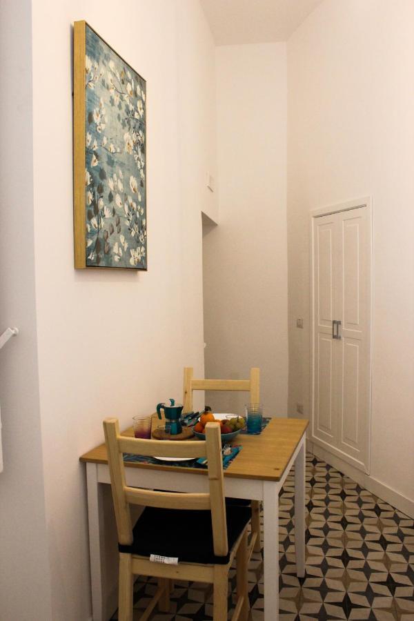 Le Chiavi Di Casa Bed & Breakfast Napoli Exterior foto